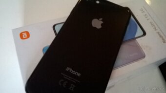 iPhone 8/ 64Gb - 3