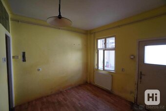 Rodinný dům (116 m2), pozemek celkem 217 m2., Babice UH - 3