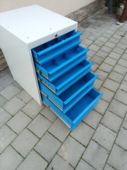 Zásuvkový kontejner - 3