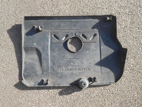 Kryt motoru FORD Mondeo MK3 2.0TDci - 3