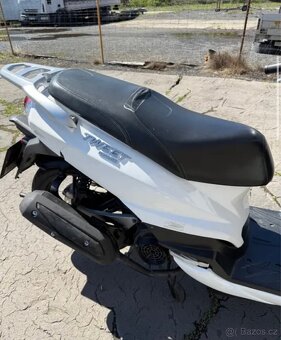 Peugeot Tweet 125 r. 2014 - 3