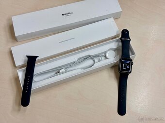 Apple Watch Series 3 42 mm - 3