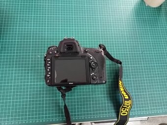FOTOVÝBAVA NIKON - 3