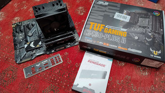 ASUS B450-PLUS II +Ryzen 5 5600 +32GB DDR4 3600MHz +Fera 3 - 3
