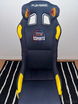 Zavodní křeslo Red Bull Racing Esports - 3
