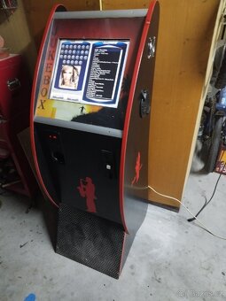 Dotekový jukebox - 3