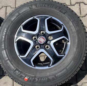 Alu 6x16 5x130 ET68 pneu 225/75/16C - 3
