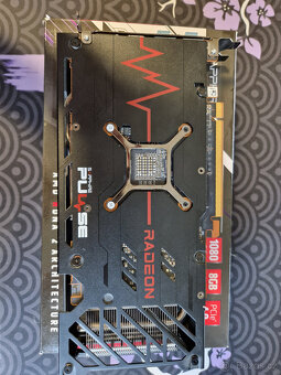 SAPPHIRE PULSE AMD Radeon RX 6600 XT 8 GB - 3