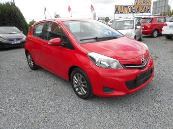 Toyota yaris 1,0 VVT-i 51 kw NAVI KAMERA - 3