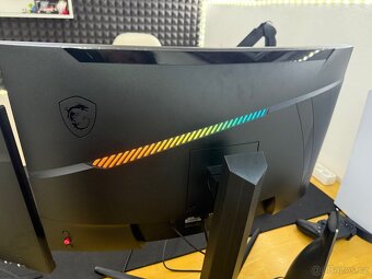Prodám MSI monitor - 3