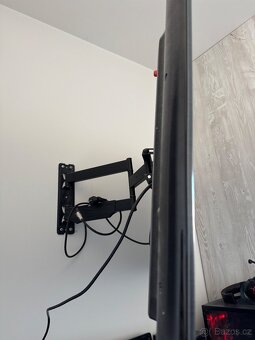 Televize LG 42” – model 42LF580V + držák na zeď - 3