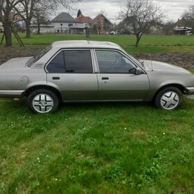 Opel Ascona 1,8S Automat - 3