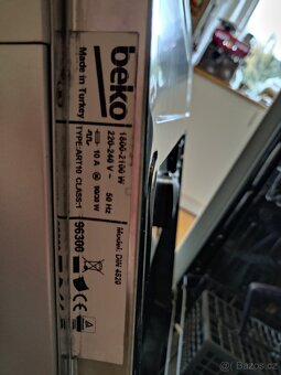 Vestavná myčka Beko -  60cm oužitá - 3