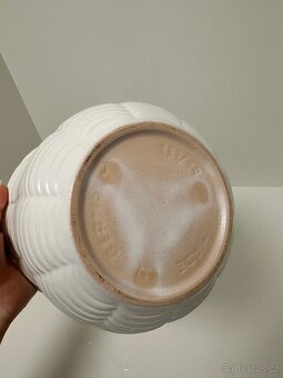 Bílý keramický květináč - 3