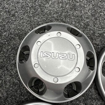 Poklice Isuzu D-Max 2 6x139,7 - 3