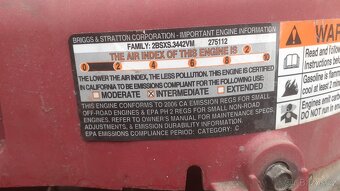 Motor pro zahradni traktor - 3