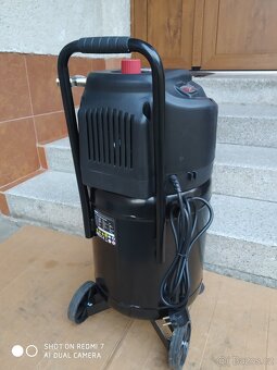 Prodám Bezolejový kompresor ROWI DKP 1500/30/2 -10 Barů. - 3