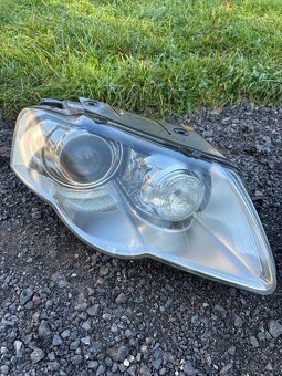 Pravé světlo Passat B6 Xenon - 3