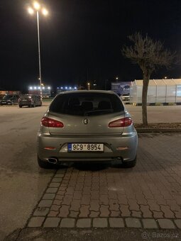 Alfa Romeo 147 1.6 77 kW ECO - 3