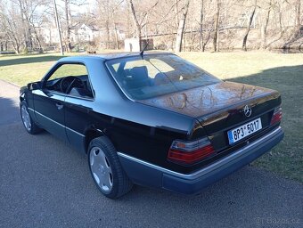 Mercedes Benz C124 230CE coupe - 3