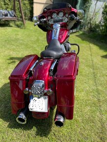 Harley Davidson FLHX Street glide - 3