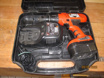 AKU vrtačka/šroubovák Black & Decker - 3