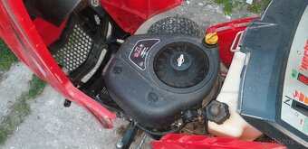 Zahradni traktor motor Briggs - 3
