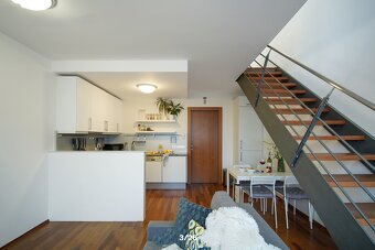 Nadstandartní Cihlový 2+k.k./L 60m2, Metro B Vysočanská - 3