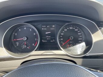 Volkswagen Passat B8 1.4Tsi 110 KW r.2015 129tkm TOP STAV - 3