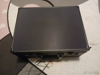 Kufr na hokejove karty - 3