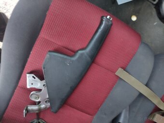 Škoda fabia 1 kožená ruční brzda - 3
