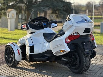 Can-am Spyder 1330 RT S SE6 MY2017 - 3
