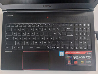 Výkonný notebook MSI – skvělý stav, ideální na práci i hraní - 3