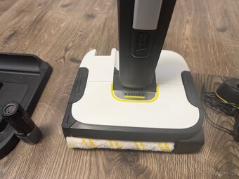 KARCHER PODLAHOVÁ MYČKA FC 2-4 BATTERY SET - 3
