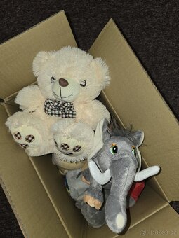 Prodám krásnou a zachovalou sbírku plyšových hraček. - 3