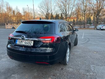 Opel Insignia sports tourer sw - 3