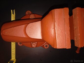 Svěrák York 100 - 3