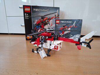 Lego Technic 42092 Záchranářský vrtulník. - 3