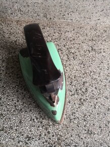 Stará žehlička - 3