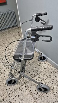 Chodítko pro seniory - 3