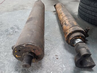 Nakladač Fortschritt T 174 - 3