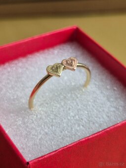 Zlatý 14k prsten se 2 srdíčky - 3