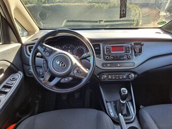 Kia Carens - 3