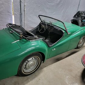 triumph tr3 - 3