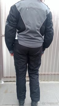 Dámská bunda a kalhoty na motorku - 3