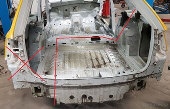 Výřez karoserie, pravá zadní část Octavia III Combi, CNG - 3