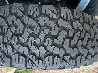 Jeep Wrangler sada z roku 2021 BF Allterrain 255/75 r17 - 3