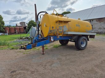 Fekál 8000l - 3