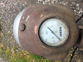 Jawa 250 pérák původní stav se zajímavým nájezdem 93.000km - 3