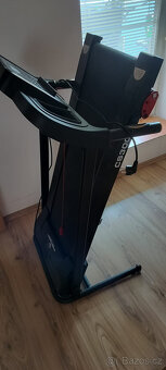 Běžecký pás motorový Christopeit Treadmill CS 3000 - 3